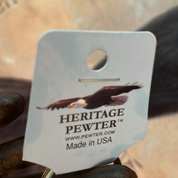 NWT Heritage Pewter FBI Key Fob Made in USA Unisex - Picture 3 of 3